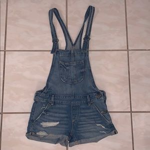 Hollister jean overalls